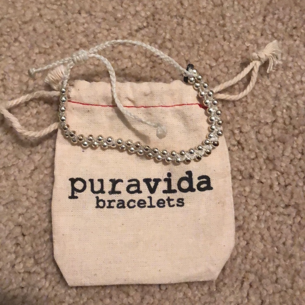 White pura vida bracelet NWOT